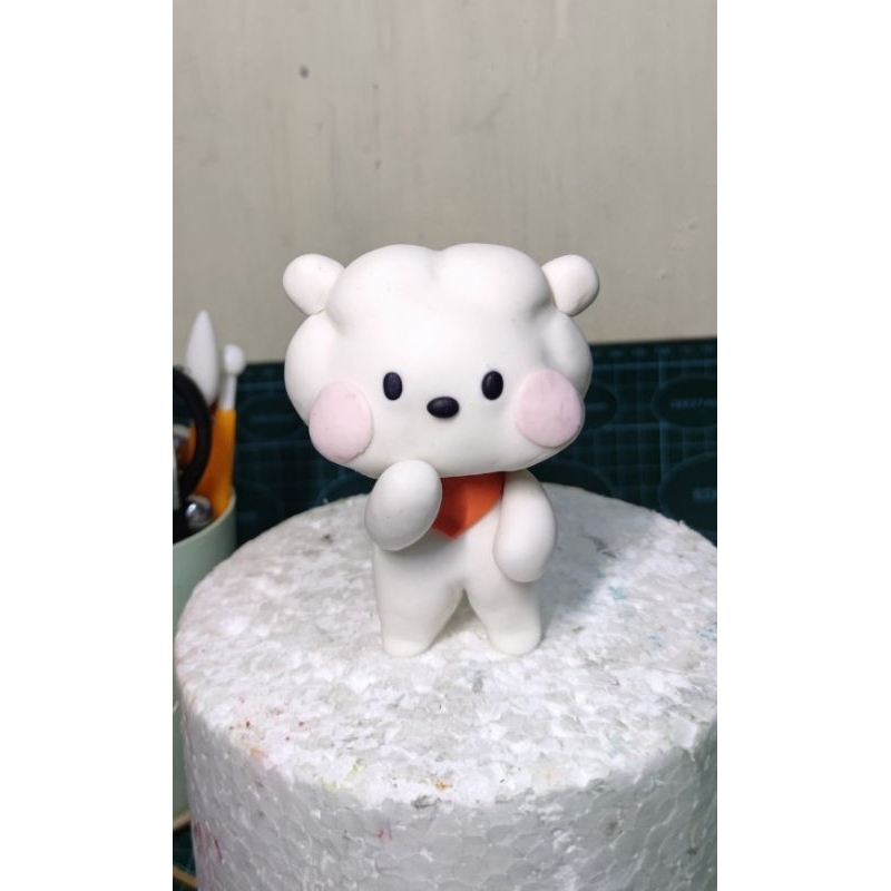 

BT21 figurine fondant topper kue ulang tahun