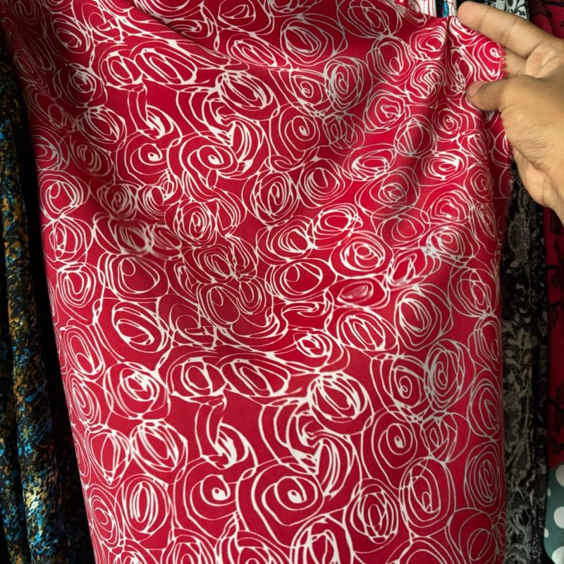 kain satin motif bunga - kain ni bunga - kain bahan meteran  - kain satin motif premium  - kain mete