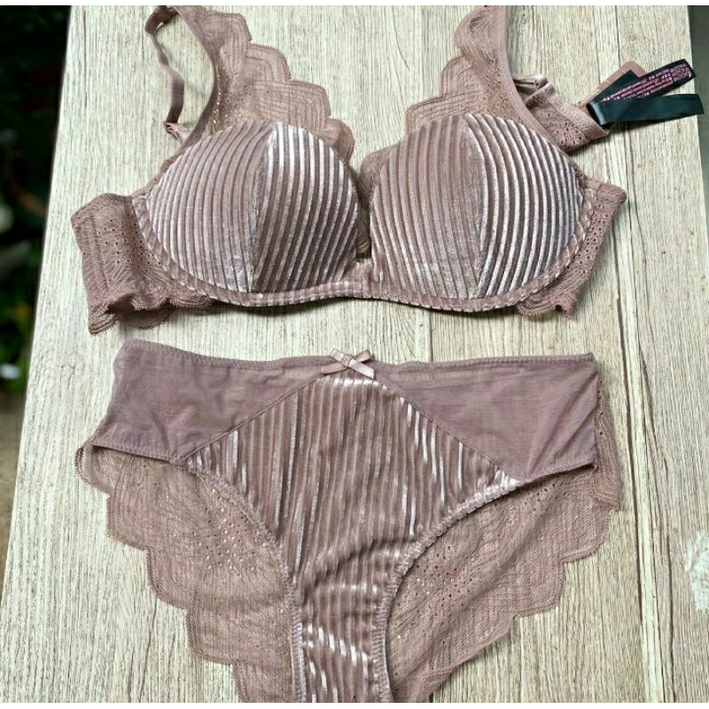 Victoria's Secret Bra Set Pink Push Up Series