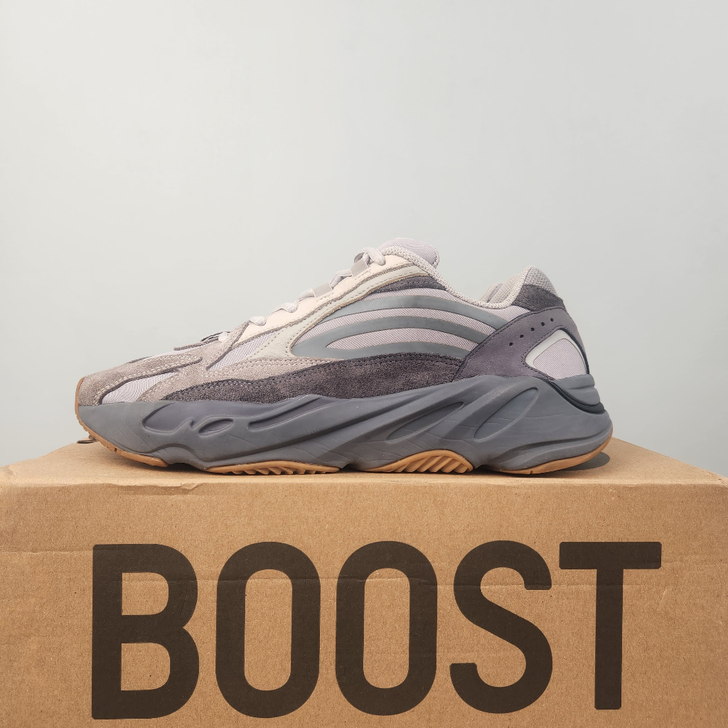 Adidas Yeezy Boost 700 V2 Tephra