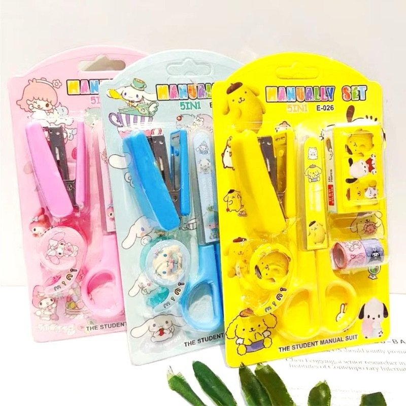

SET ALAT TULIS SANRIO / SET GUNTING STAPLES SANRIO