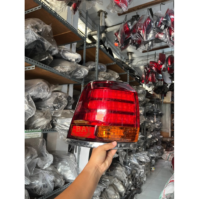 Stoplamp Lampu Belakang Lexus Lx570 Original