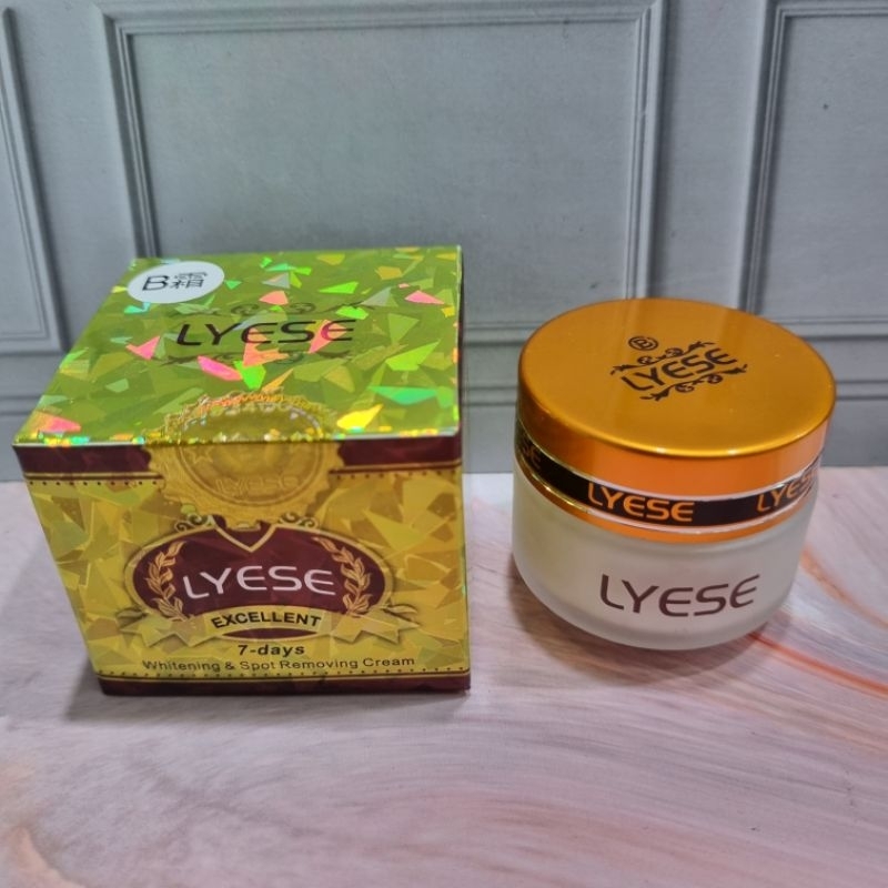 Krim Wajah Lyese Malam