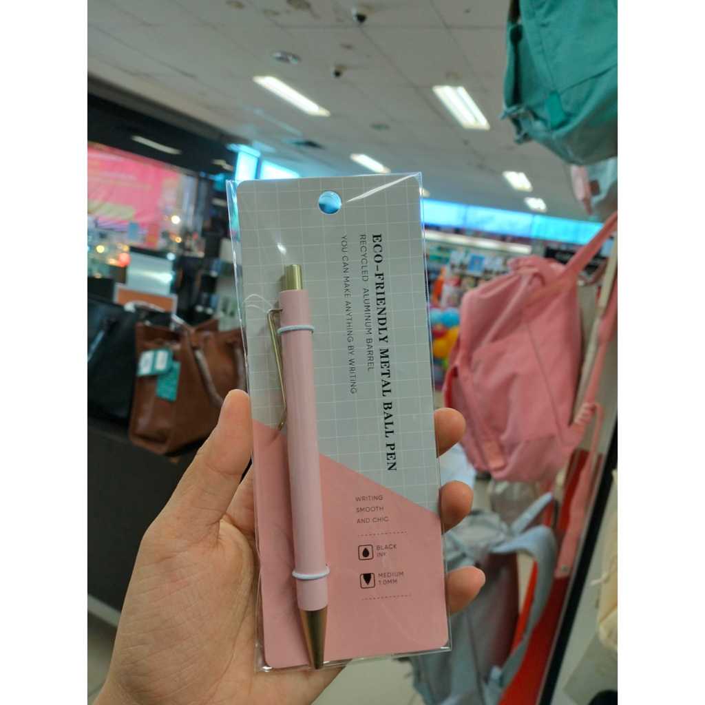 

Gramedia - KAKO ECO-FRIENDLY METAL PEN PINK KKEF-PK