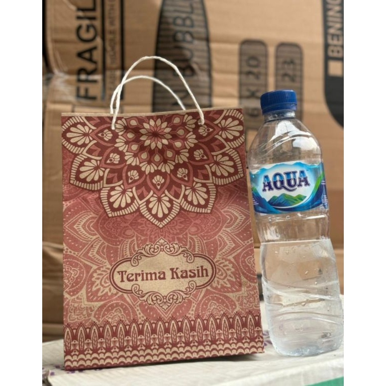 

Murah Terkeren Praktissl1 ikat isi 5 pcs tas kertas souvenir kertas batik Tanggung kurang lebihT25xP17xL5