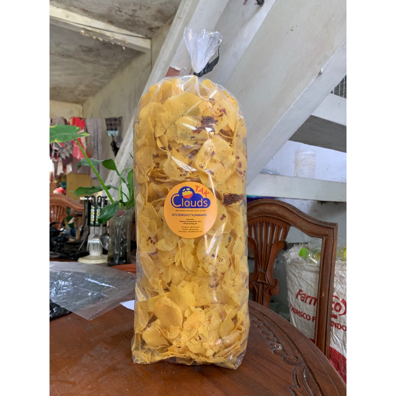 

Klotak 1kg | CLOUDSTAK - Klotak Khas Dieng | oleh-oleh khas dataran tinggi dieng | makanan ringan khas dieng negeri atas awan | cemilan khas dieng | klatak