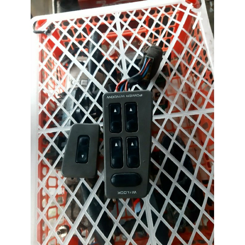 tombol power window timor