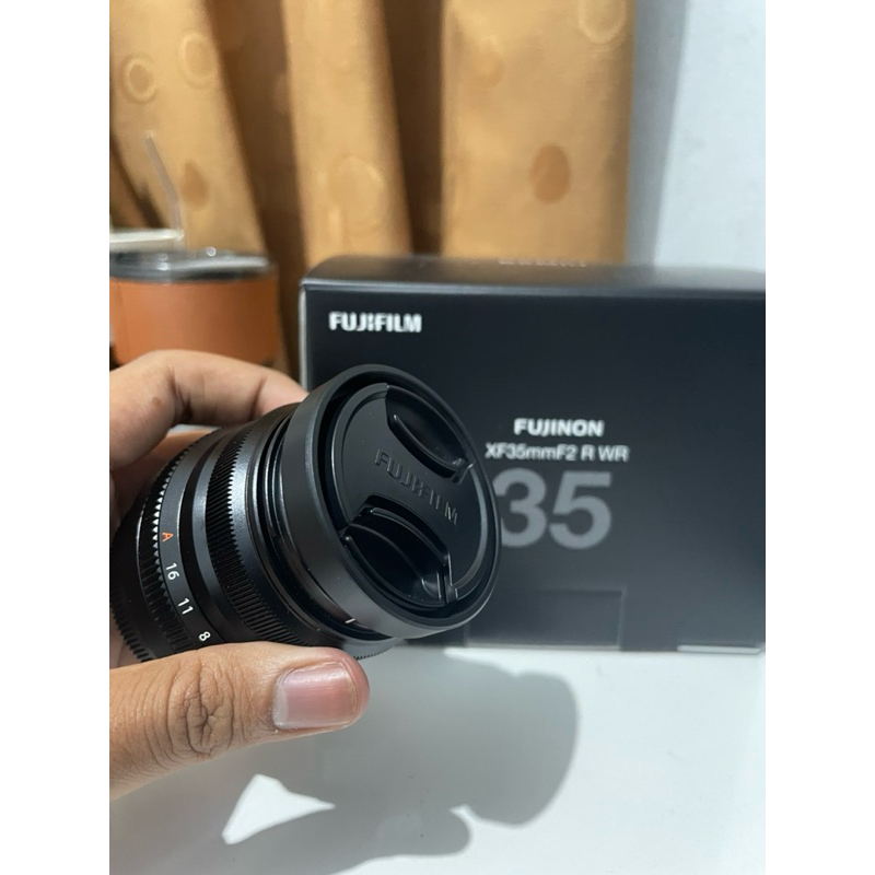 Lensa Fujifilm Fujinon XF35mm F.2 Weather Resistant Bekas