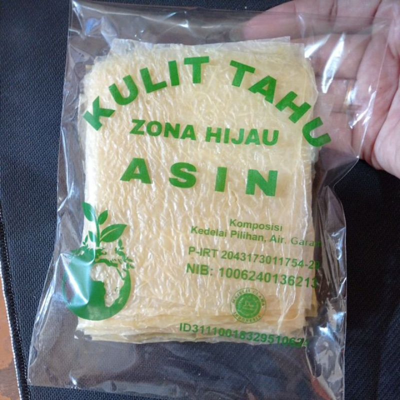 

Kulit Tahu/uk 12*10/Asin/isi 50 lmbr