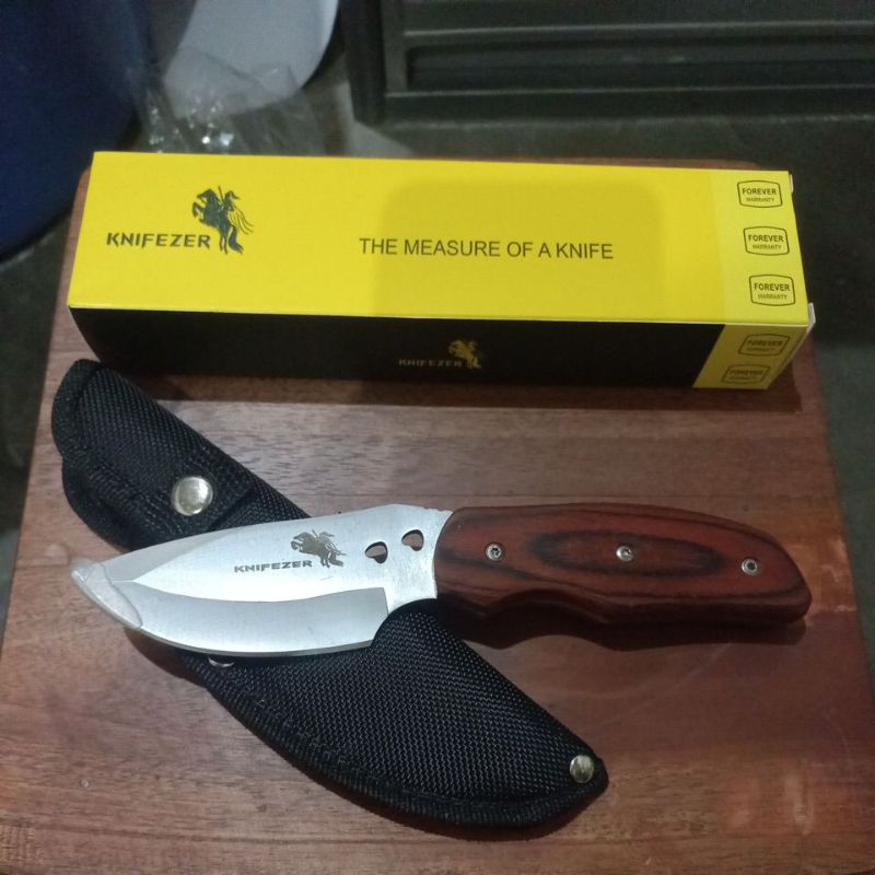 Pisau seset camping Buscraft.