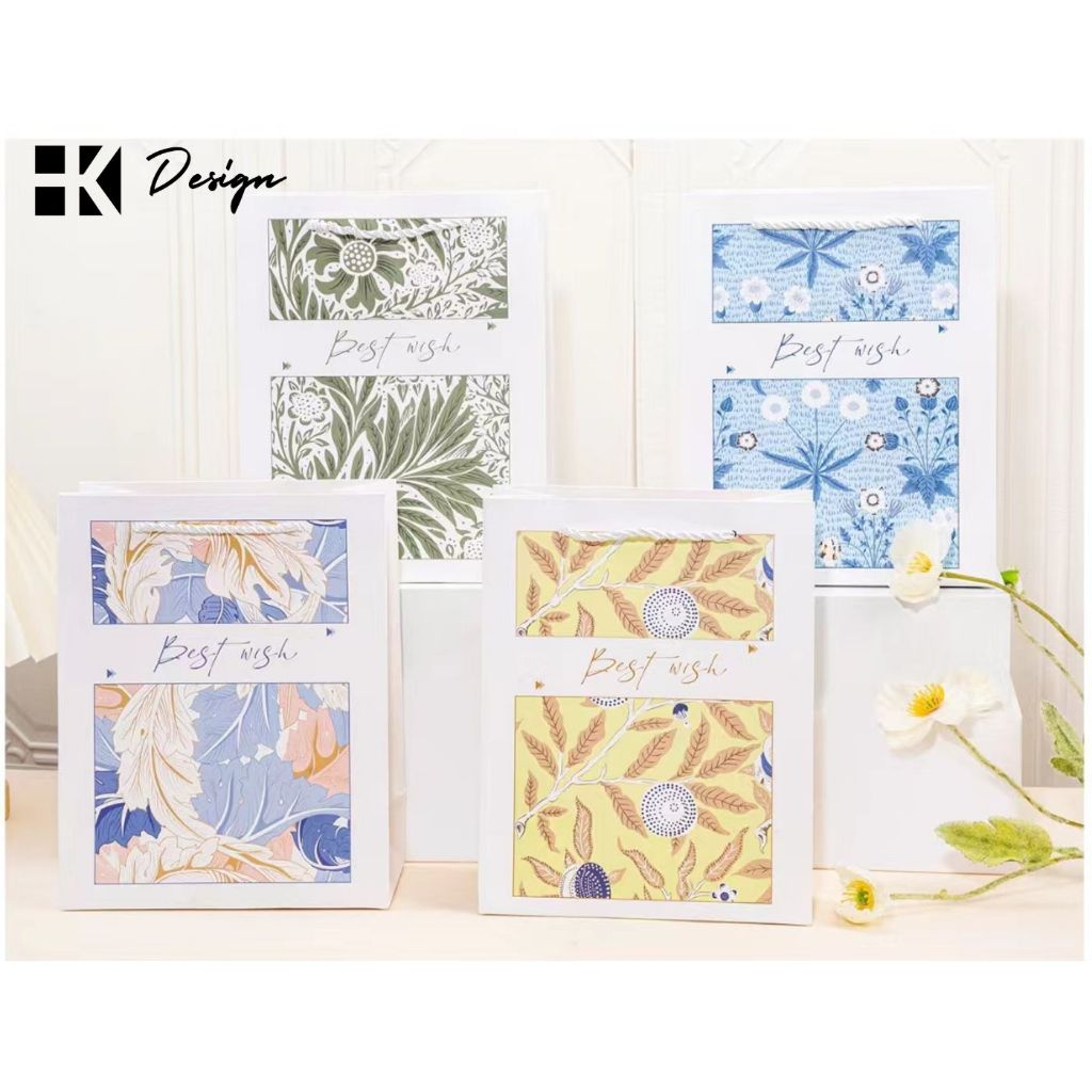 

SD-402 ] Paperbag kertas tali motif Ukuran 24.5X19.5X9.5 Tas Kado motif Paperbag Motif Goodie Bag