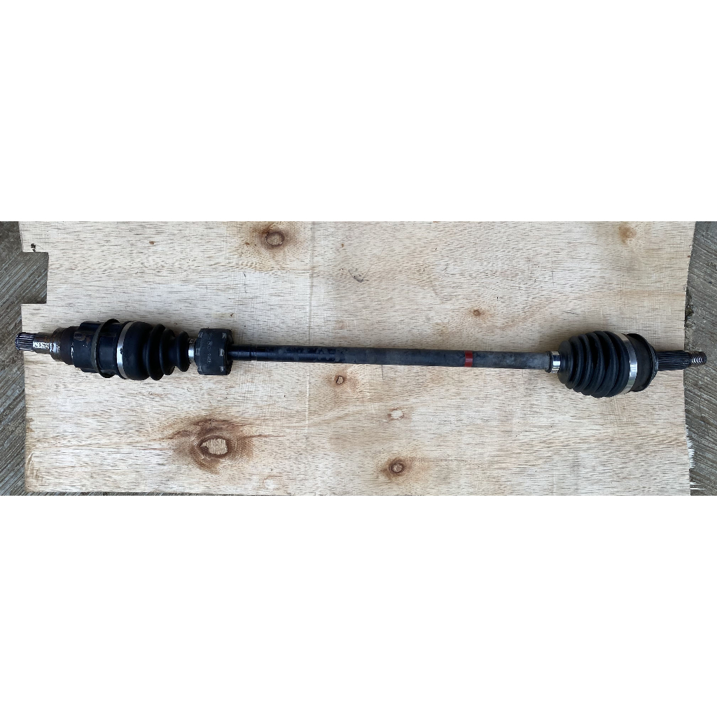 CV Joint Kanan As Roda Drive Shaft Calya Sigra manual matic Original Copotan