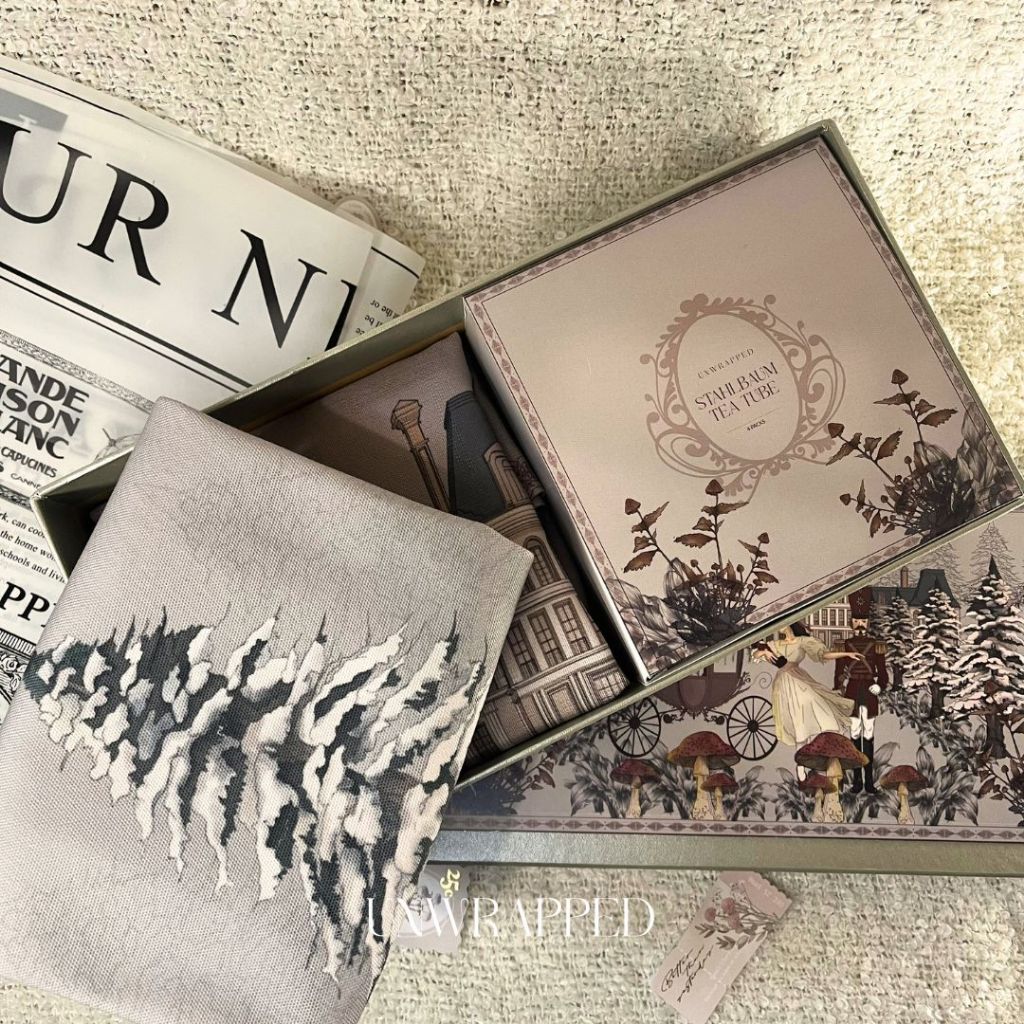 

PO [CREATE YOUR OWN] NOEL Hampers Natal Christmas | Table Runner + Placemat + YOUR PICK!