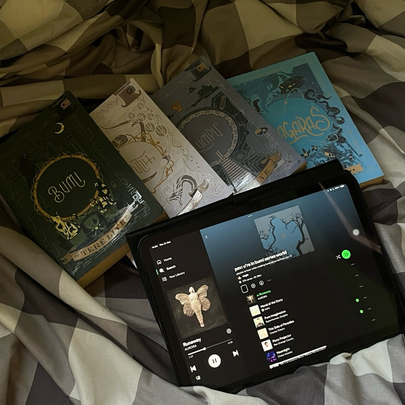 Novel Bumi Si Putih Lumpu Sagaras // Buku Second Bekas Preloved ORIGINAL