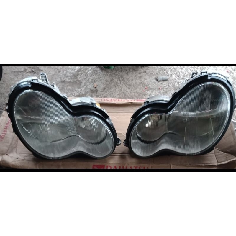 headlamp/lampu depan Mercy w203 original