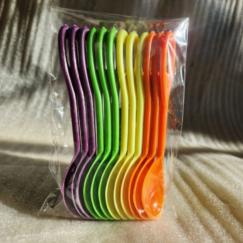 SENDOK TEH PLASTIK PENDEK