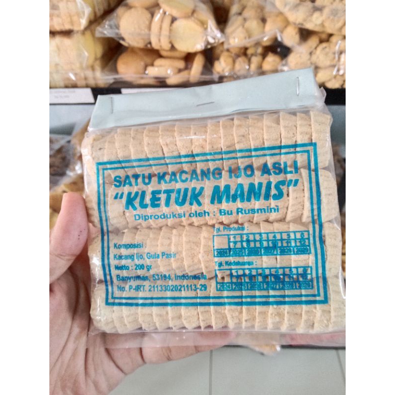 

Satu Kacang Hijau