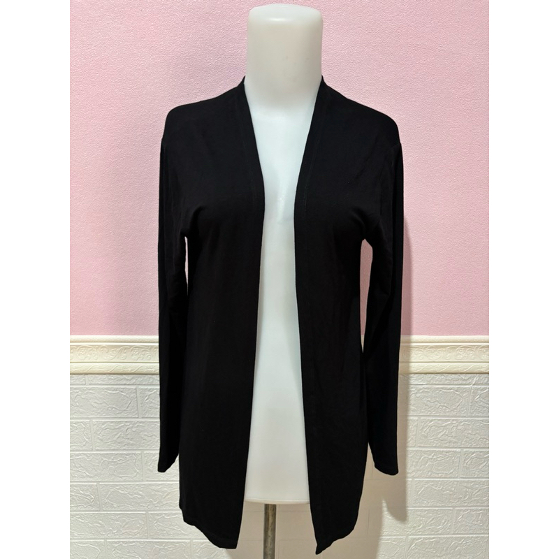 Outer Hitam Lengan Panjang