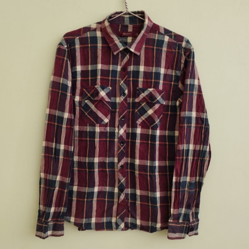 Kemeja Pria Yishion K030