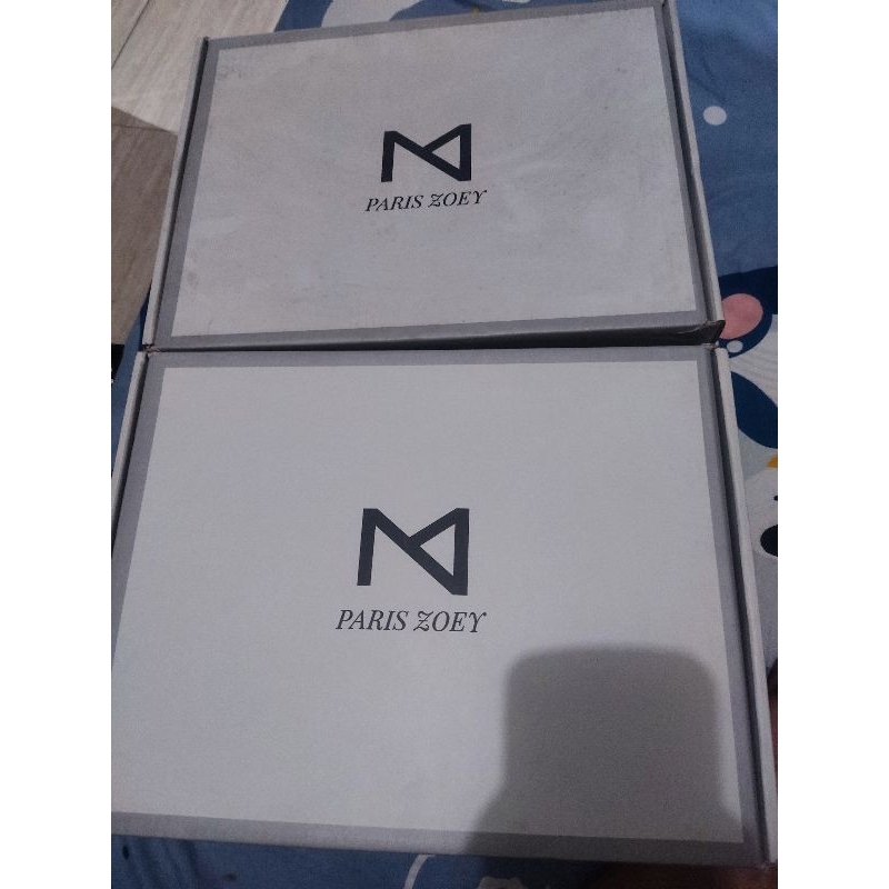 Paris Zoey Tas Kertas
