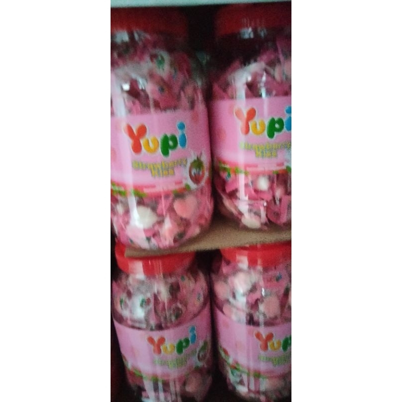 

yupi toples