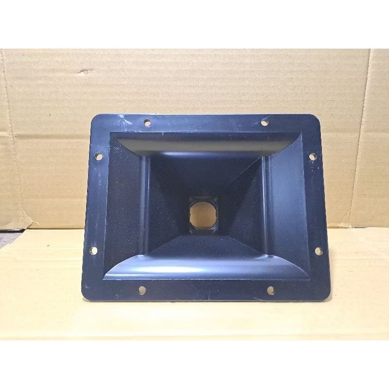 HORN TWETER ( Corong ) 15,5 cm X 19,5 cm .