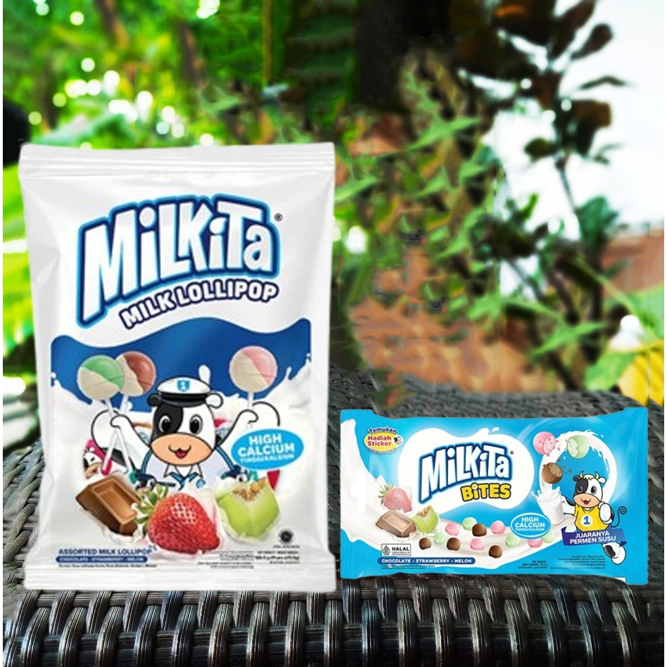 

Milkita Milk Lollipop Assorted Bag isi 12 pcs Milkita bites Juaranya permen susu chocolate strawberry melon High Calcium