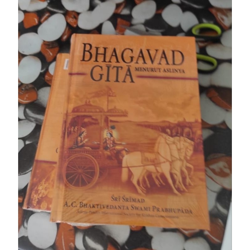 Bhagavad-gita menurut aslinya medium Bhagawad gita