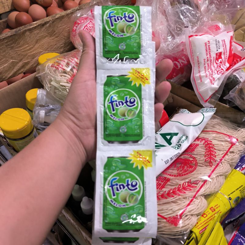 

1 Renceng Finto Minuman Serbuk Berkarbonasi Rasa Melon isi 10 Sachet x 6 Gram