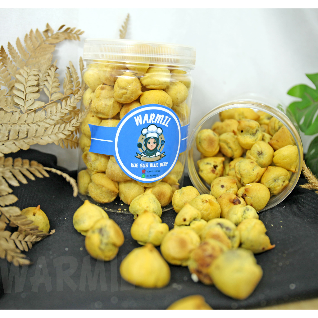 

Soes Coklat - Blue berry & Keju Cemilan Jajanan Snack Manis Nikmat lezat