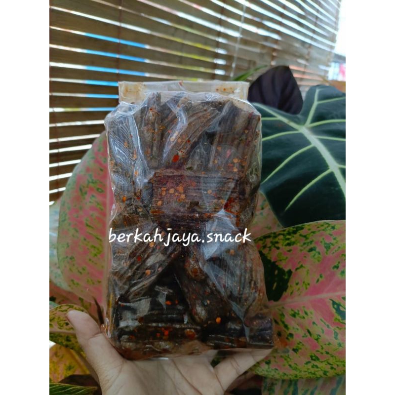 

kerupuk jengkol bantet 250 grm kerupuk jengkol pedas daun jeruk seblak kering seblak bantat kerupuk jengkol sisir kerupuk asbes sebring viral seblak pedas daun jeruk seblak asbes seblak kering seblak cikruh makanan ringan snack kering snack viral keripik