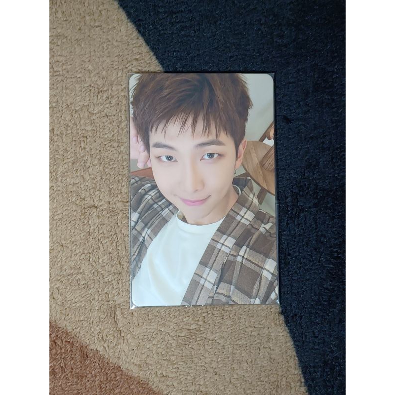 PC Photocard OFFICIAL BTS BE Essential Edition Random Pc  RM