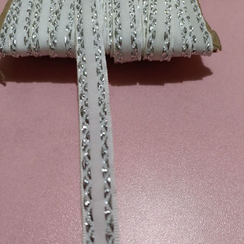 

Pita bludru gliter 1cm isi 15 yard