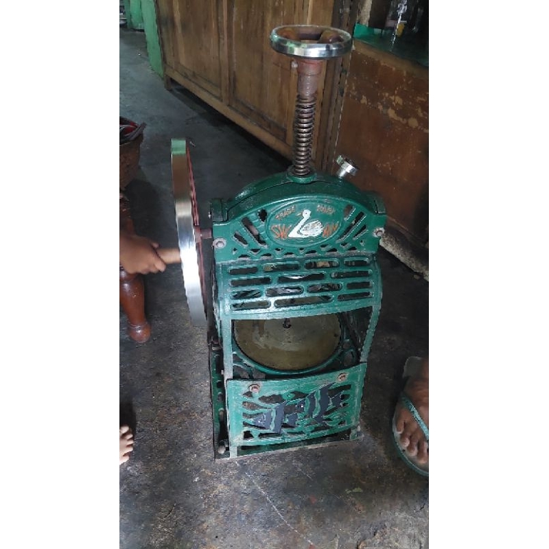 swan - mesin serut es manual jadul