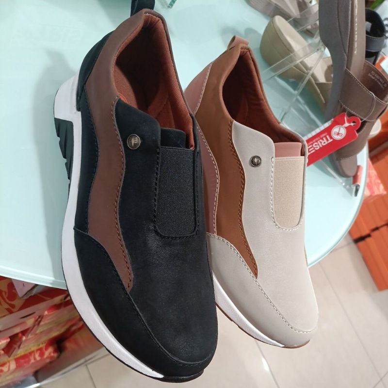 Triset sepatu New Arrival TZ2004303