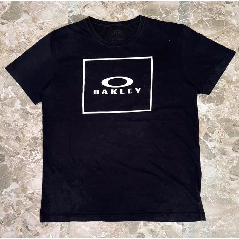 Tshirt Surf Oakley Logo Box