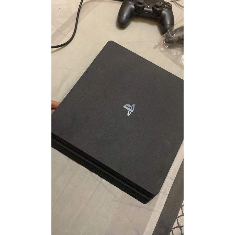 PS4 1TB