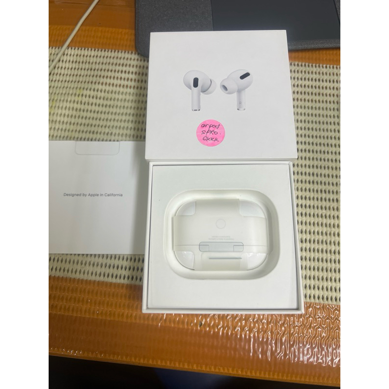 Airpods Pro with Magsafe charging case ex digimap
