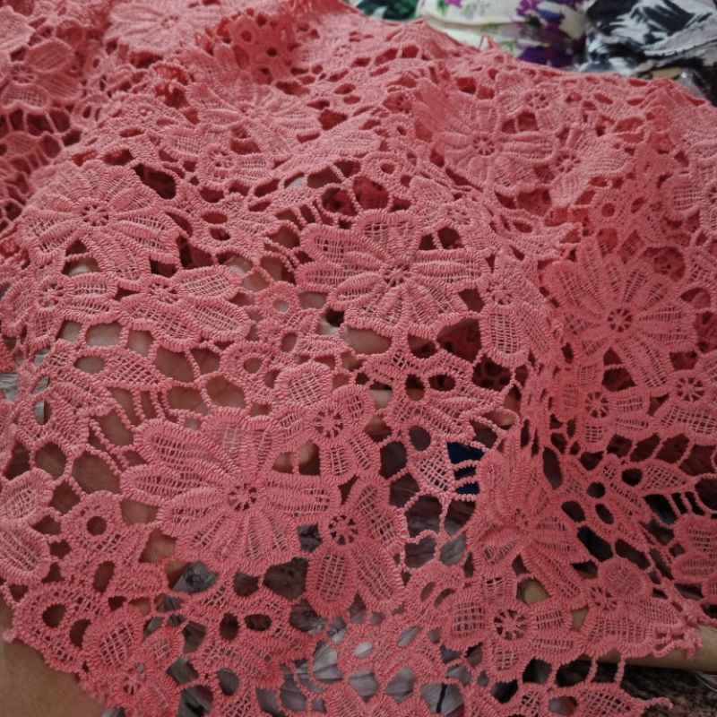 Kain brokat Prada - kain Prada - kain brokat - kain Prada import - kain butik Prada