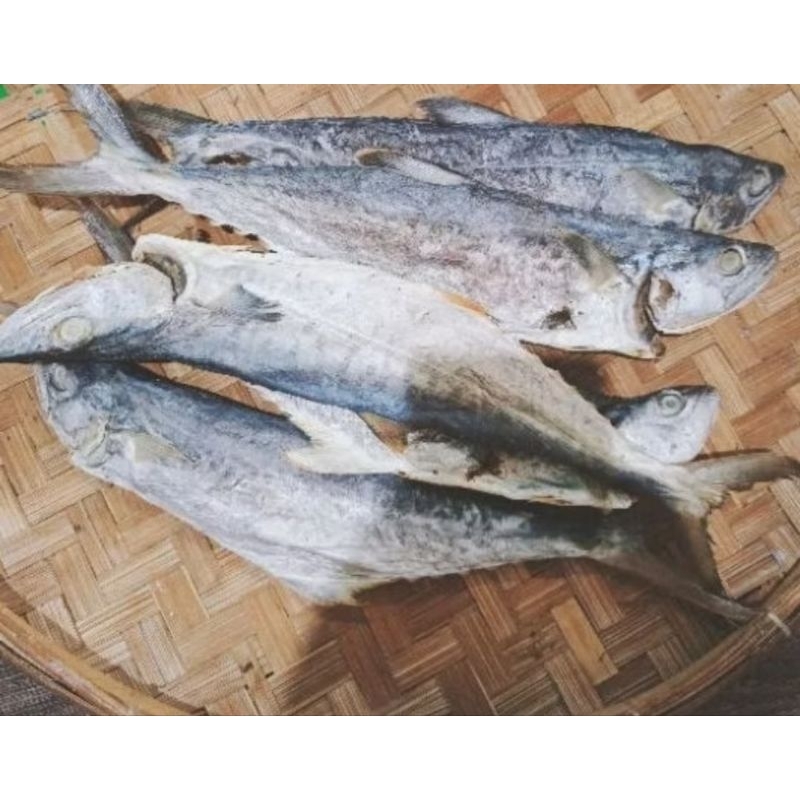 

ikan asin BK long 300 gram