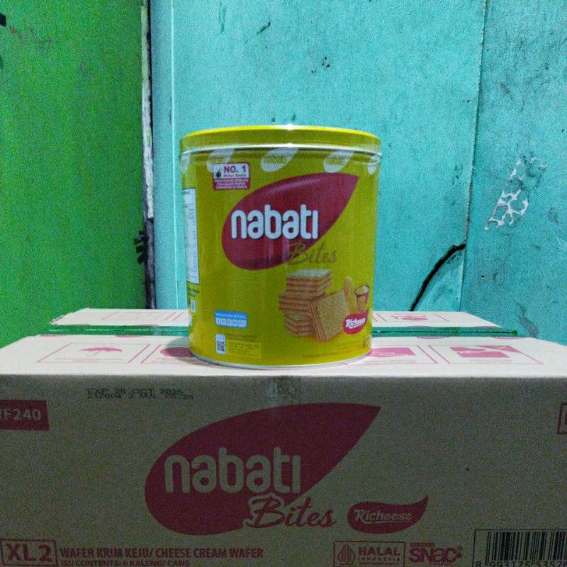 

WAFER NABATI KALENG 240gr ECER / DUS EXP OKT 2025