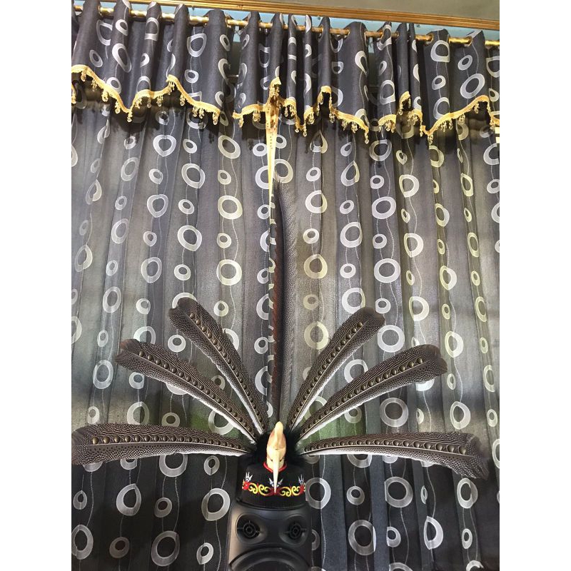 topi adat Kalimantan