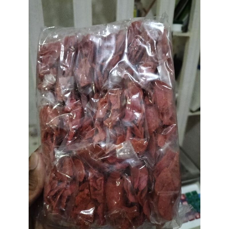 

cemilan Basreng.sosreng.makroni pedis.basreng pedis. satu bungkus isi 24 bungkus 500rupiah