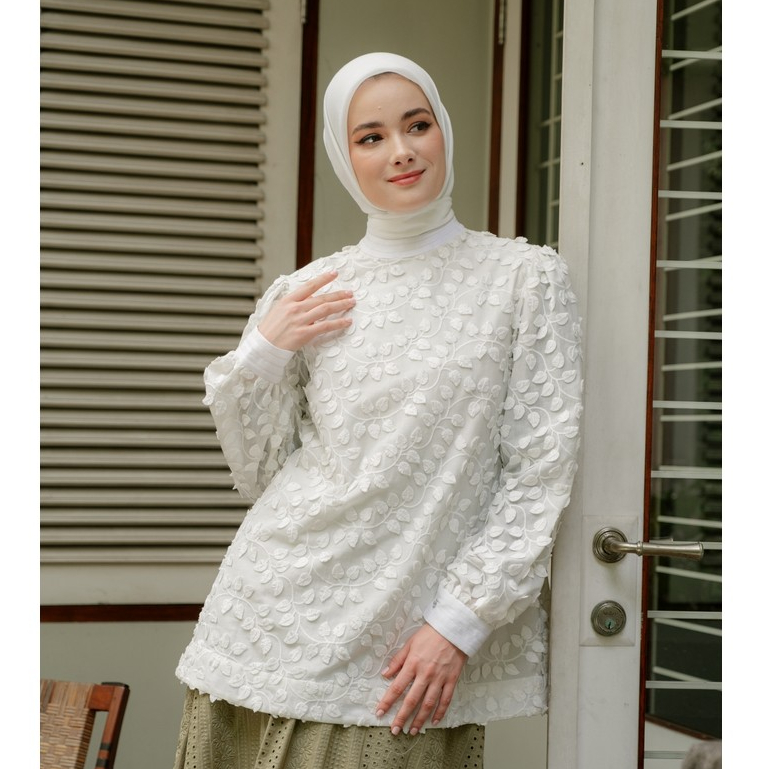 Shafira Jenny Blouse White | Tunik Atasan Wanita