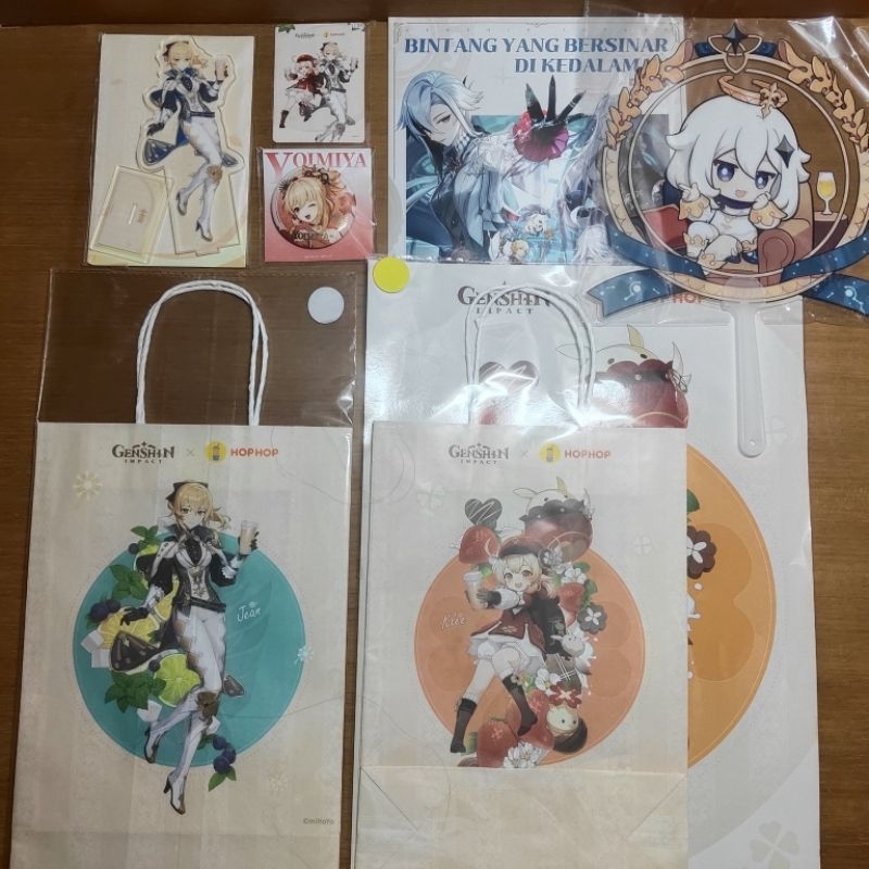 Event Offline Genshin Impact Merchandise & Freebies (Paimon & Hop Hop)