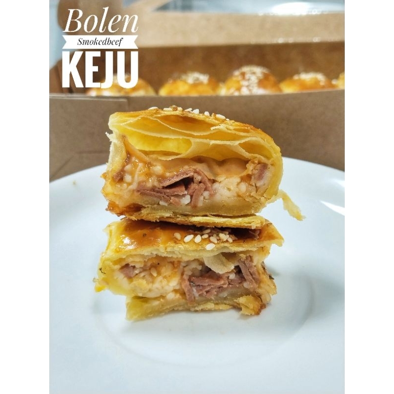 

RK12 Bolen Smoked Beef Keju Distrik Ngemil isi 10pcs