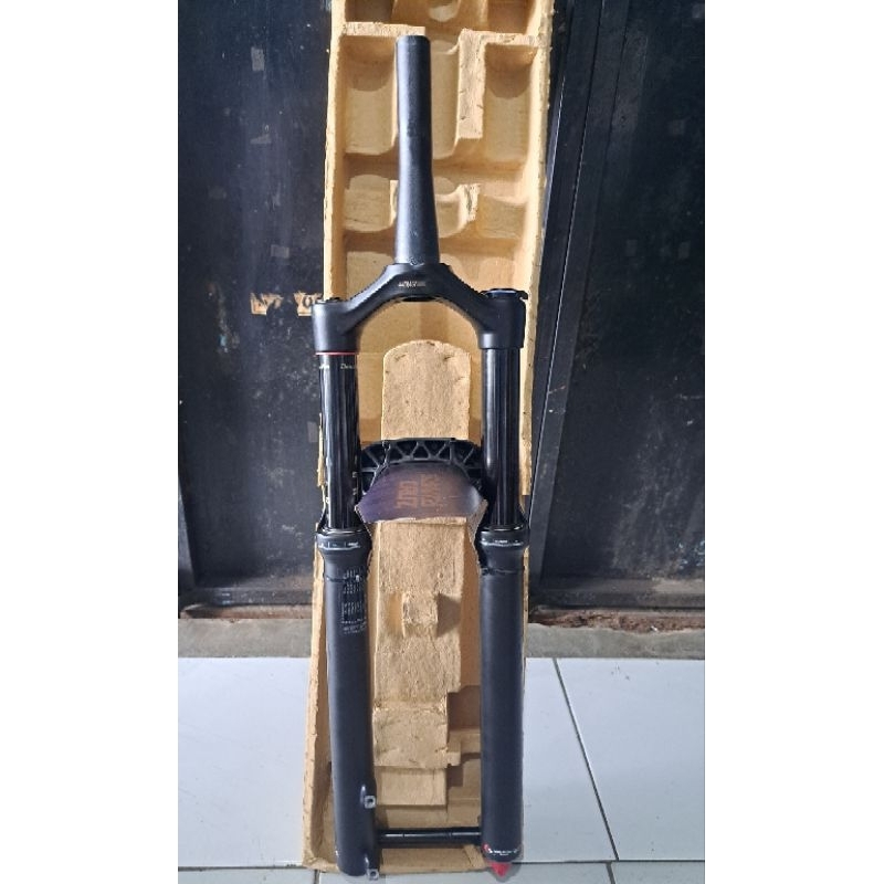 Fork Rockshox Yari 29 Er Travel 160 Debon Air