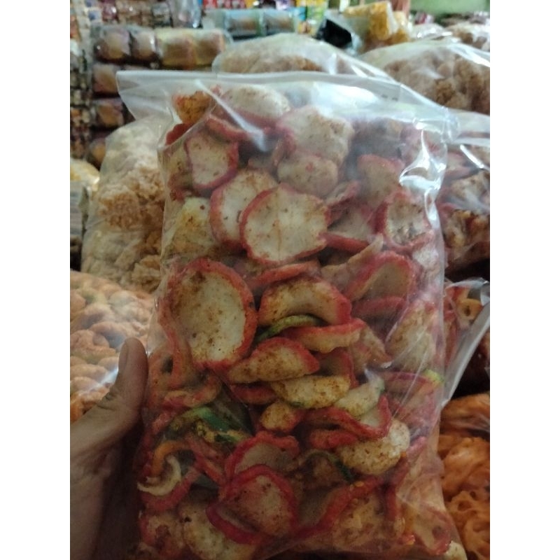 

krupuk seblak 250 g //pedasgurih