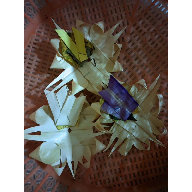 canang sari bali