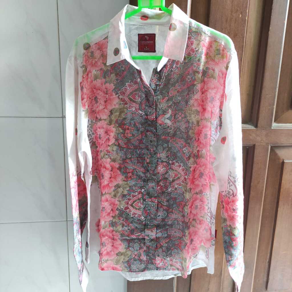 [PRELOVED] Kemeja Kerja Putih Motif Bunga by Caesar Ladies